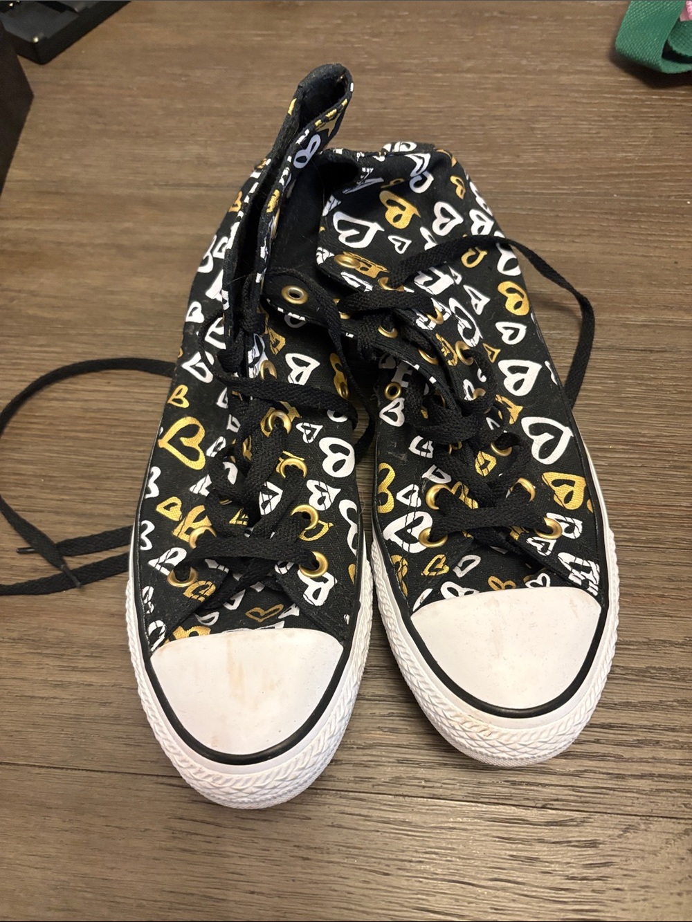 Converse Women's Black Heart-Print High-Top Sneakers - White & Gold Hearts